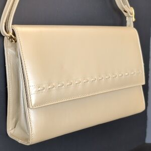 Vintage Leco Canada Beige Leather Womans Shoulder Bag.